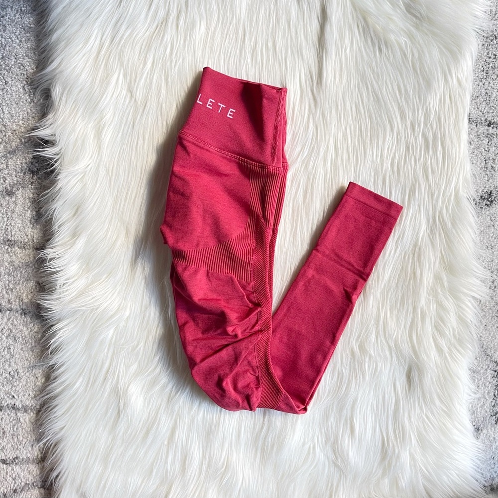 Alphalete aero leggings